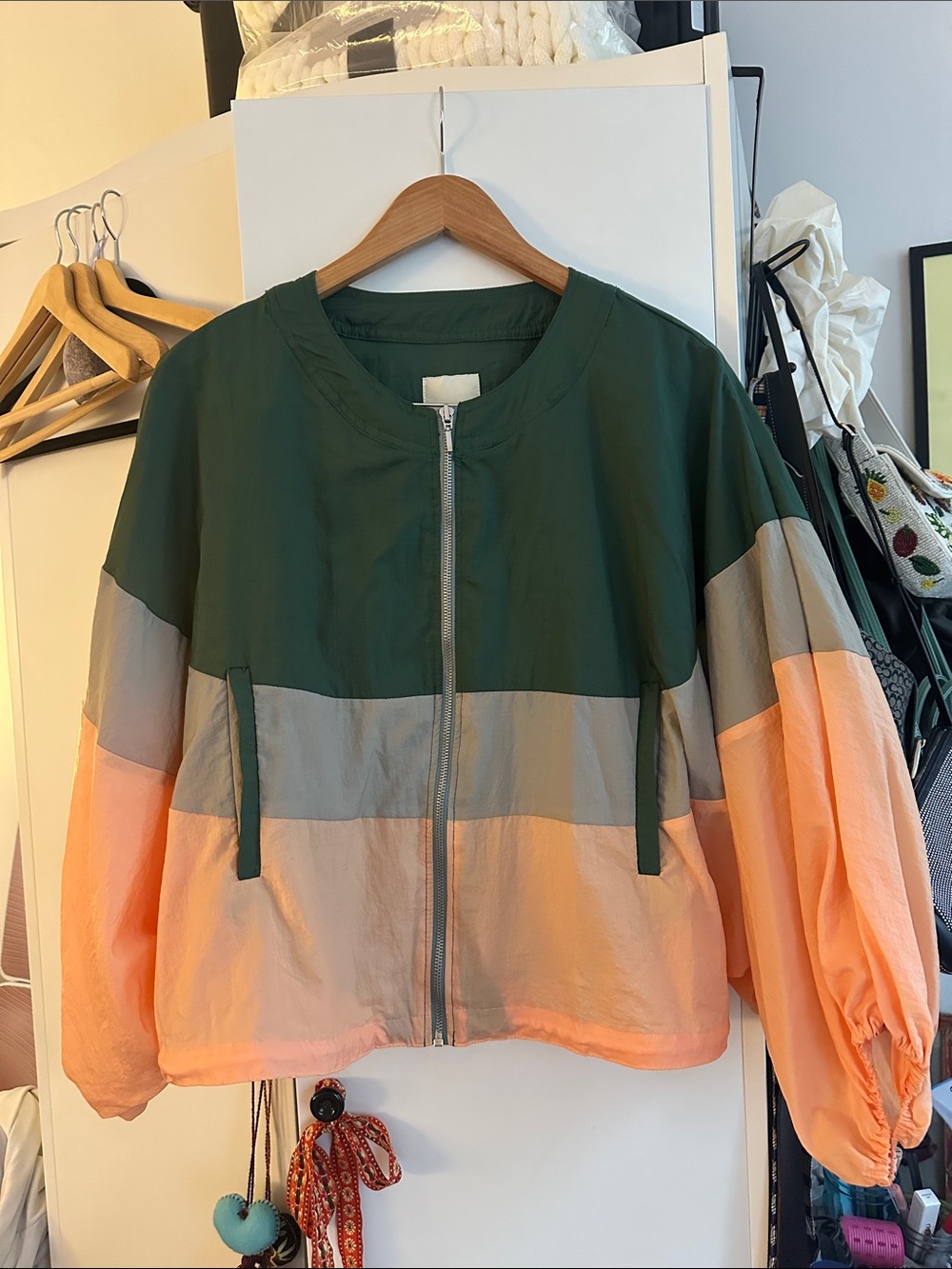 Casual Colorblock Zip-Front Windbreaker Women's Jacket - Green & Peach